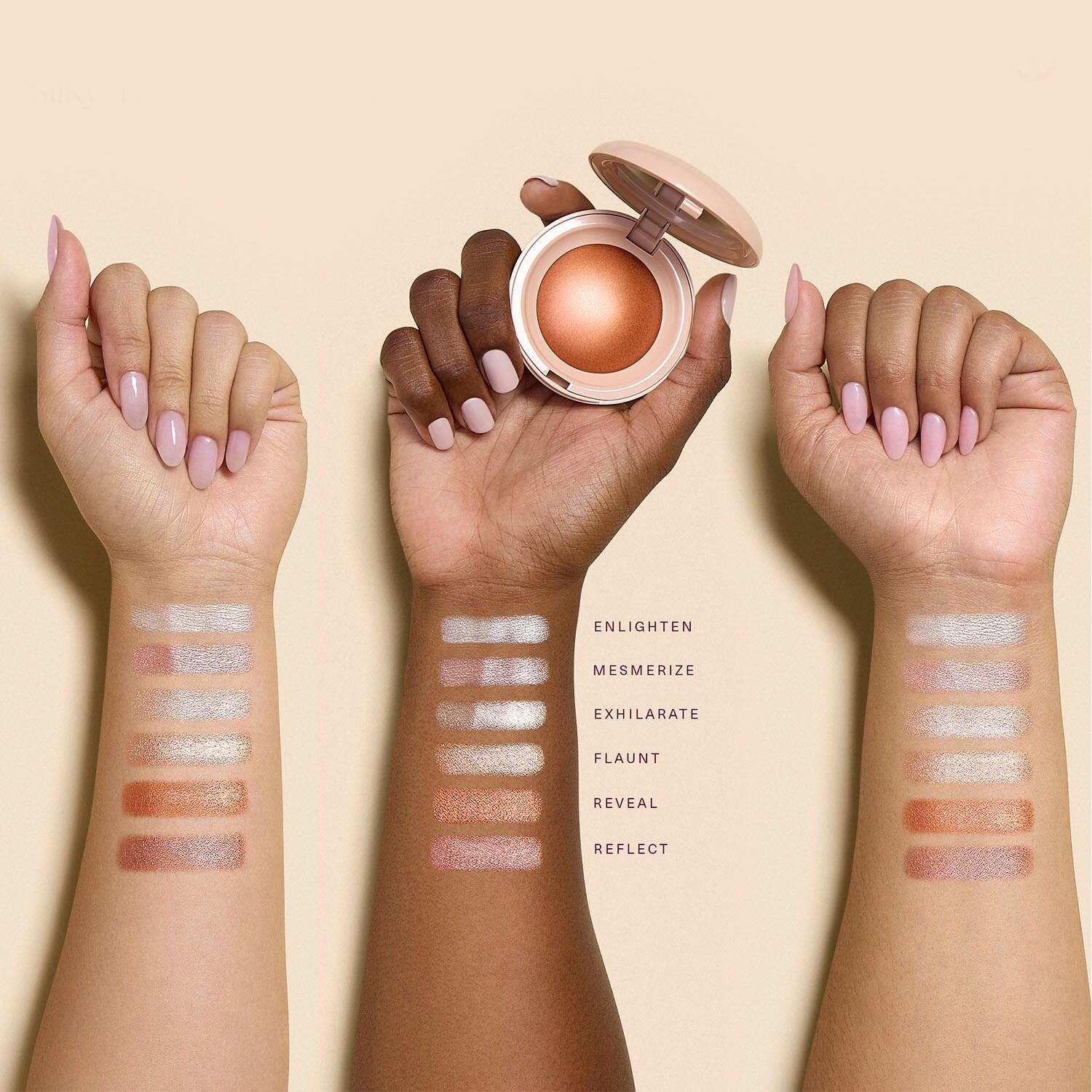 توهّج ناعم بلمعة زجاجية مع هايلايتر Positive Light Silky Touch Highlighter من Rare Beauty