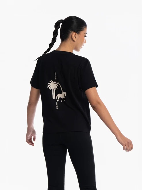 تيشيرت يوم التأسيس النسائي باللون الأسود