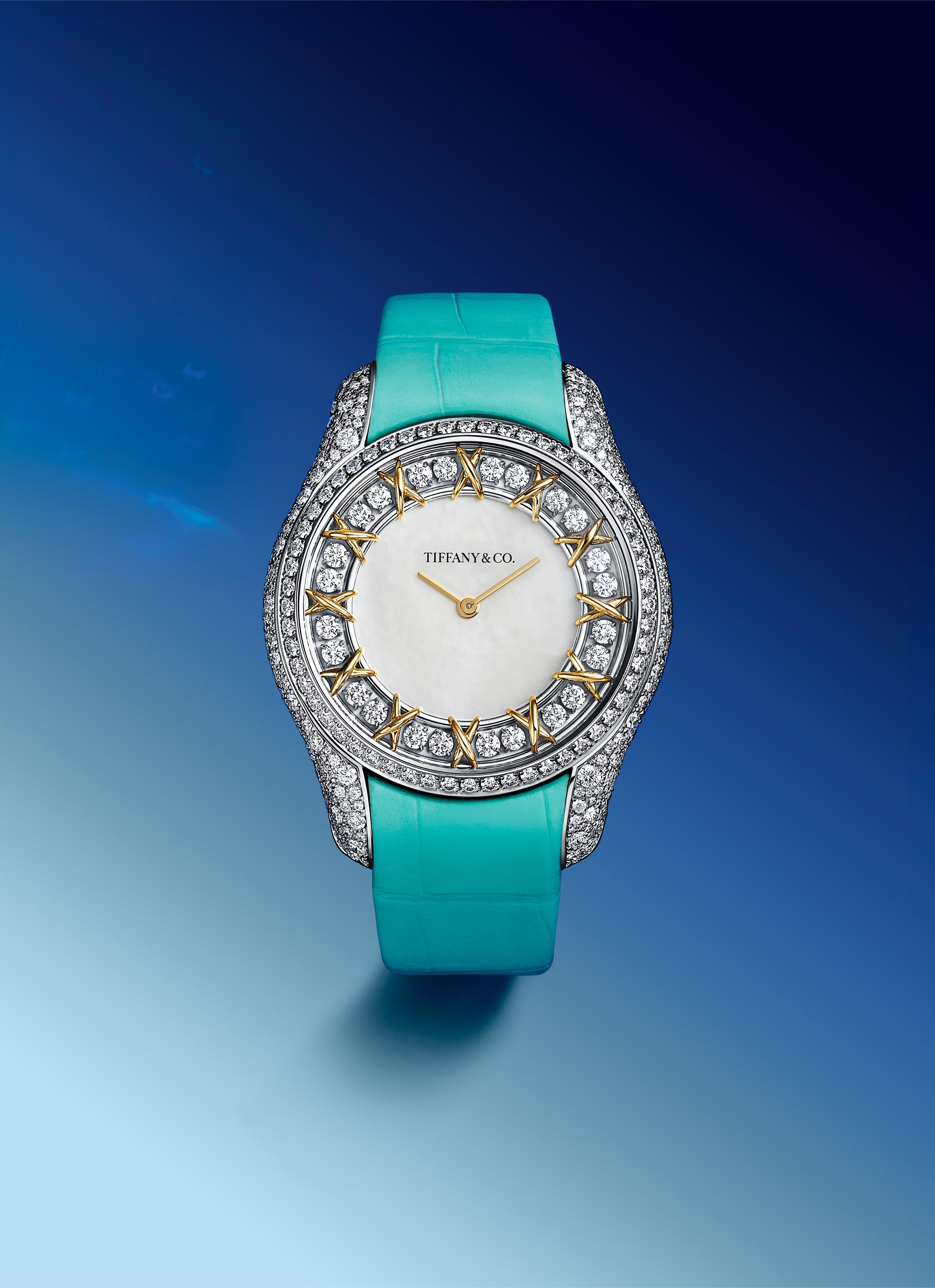 تيفاني آند كو تقوم بإعادة تقديم مجموعة Sixteen Stone، المستوحاة من تصميم مجوهرات أيقوني يعود إلى عام 1959.