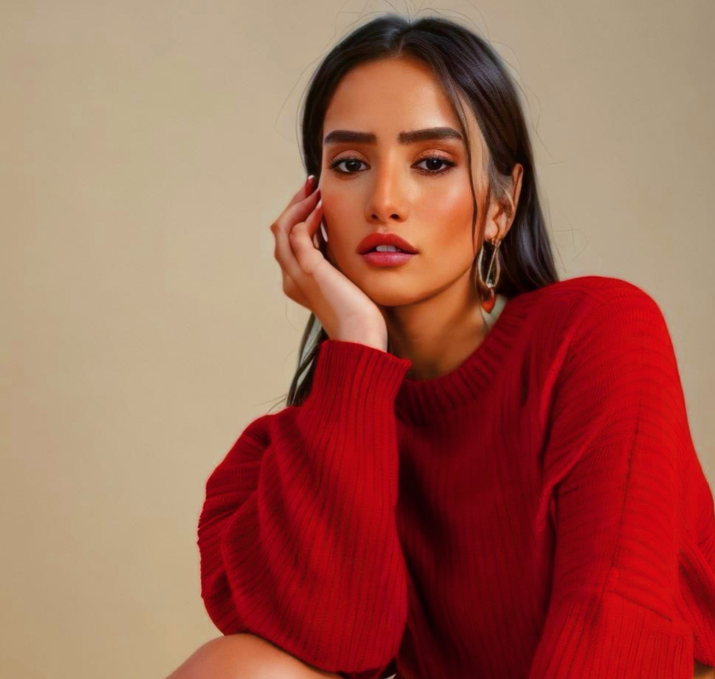 تُعرف النجمة المصرية زينة بأناقتها وإطلالاتها الجذابة التي تسرق الأنظار