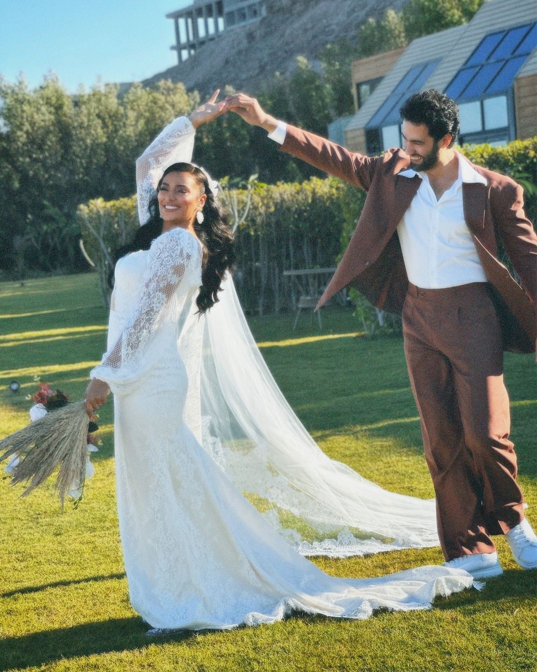 ثراء جبيل تحتفل بزفافها