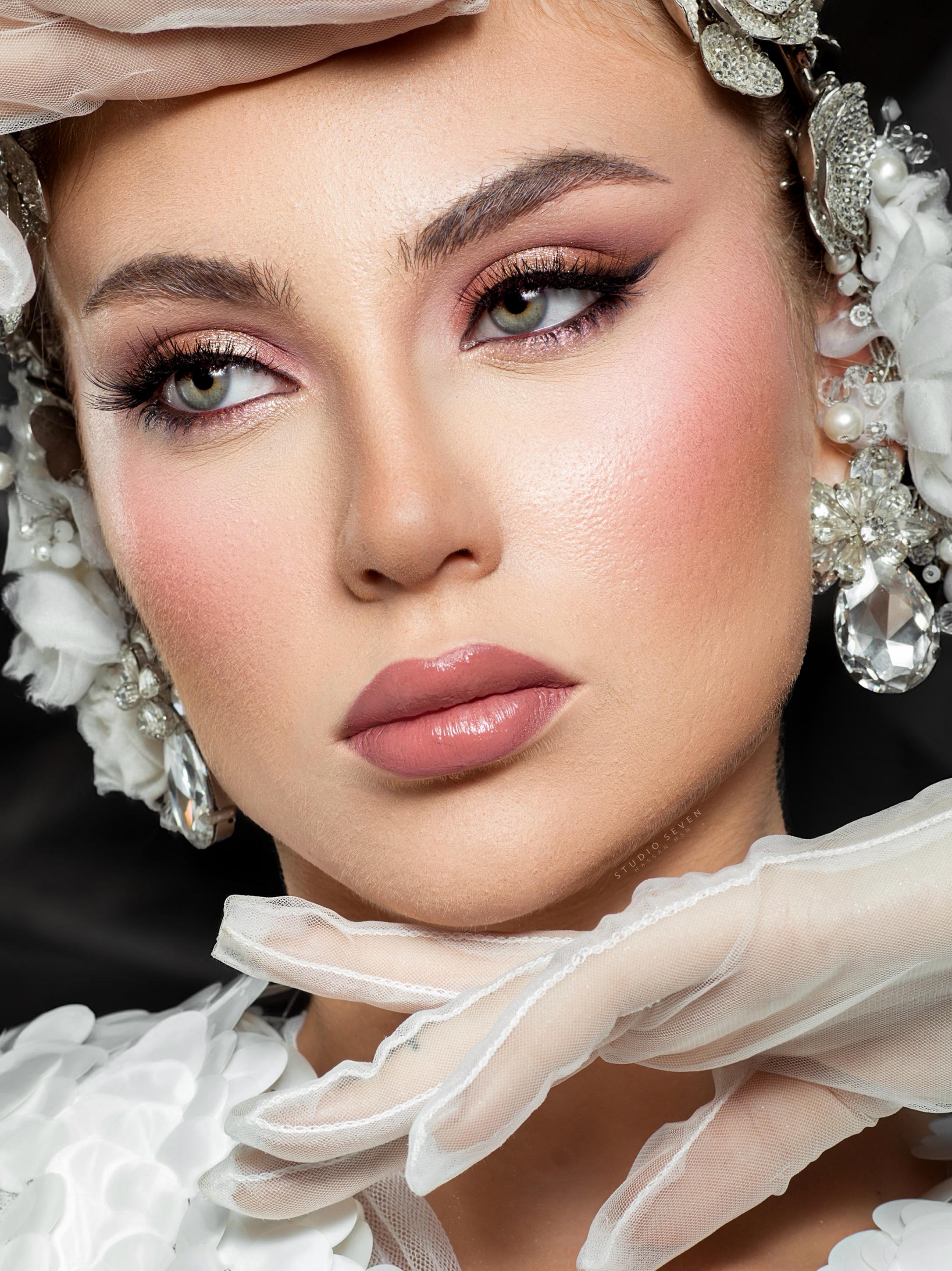 جاذبية مكياج عروس فادي قطايا