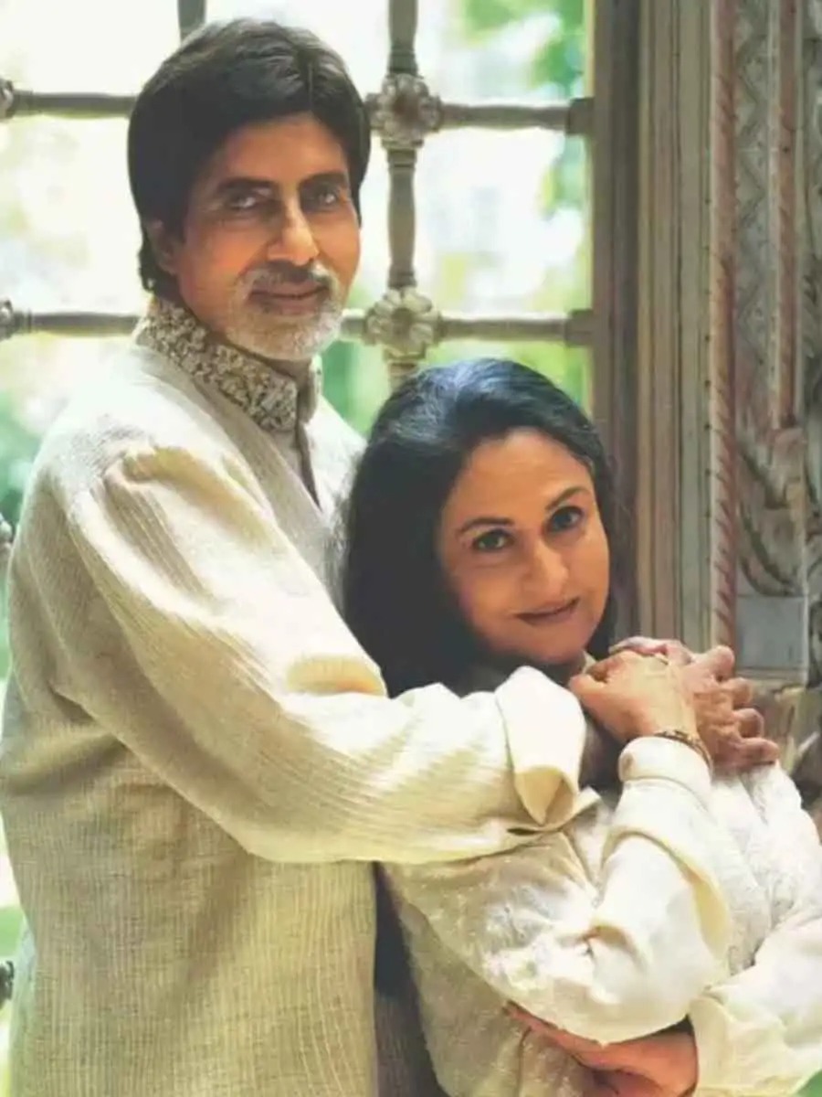 جايا باتشان Jaya Bachhan وأميتاب باتشان Amitabh Bachhan-53 عام