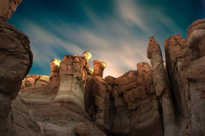 جبل القارة.. تجربة استثنائية لعشاق المغامرة