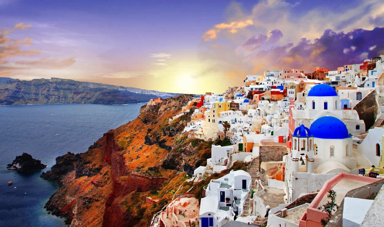جزيرة سانتوريني، اليونان