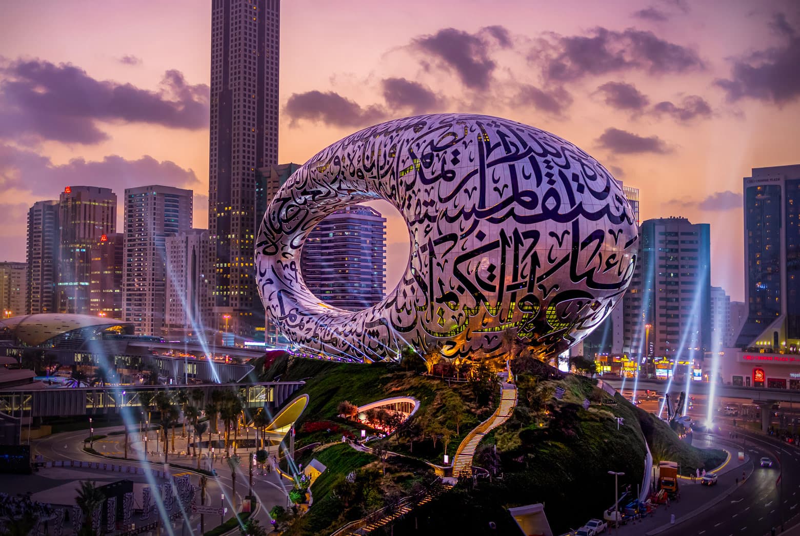 متحف المستقبل واحد من أجمل الوجهات التي يمكنكم زيارتها في دبي