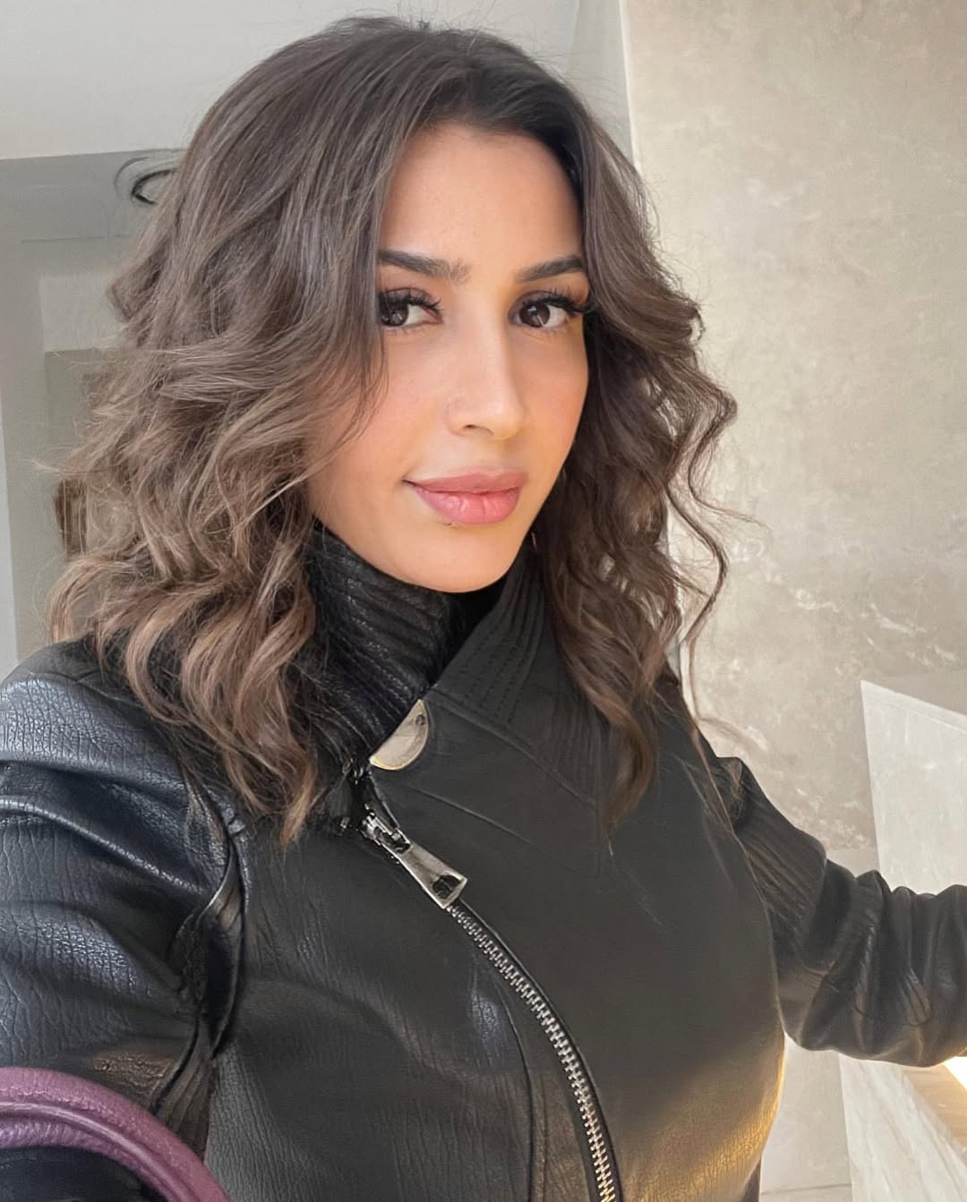 جنات باطلالة طبيعية بسيطة