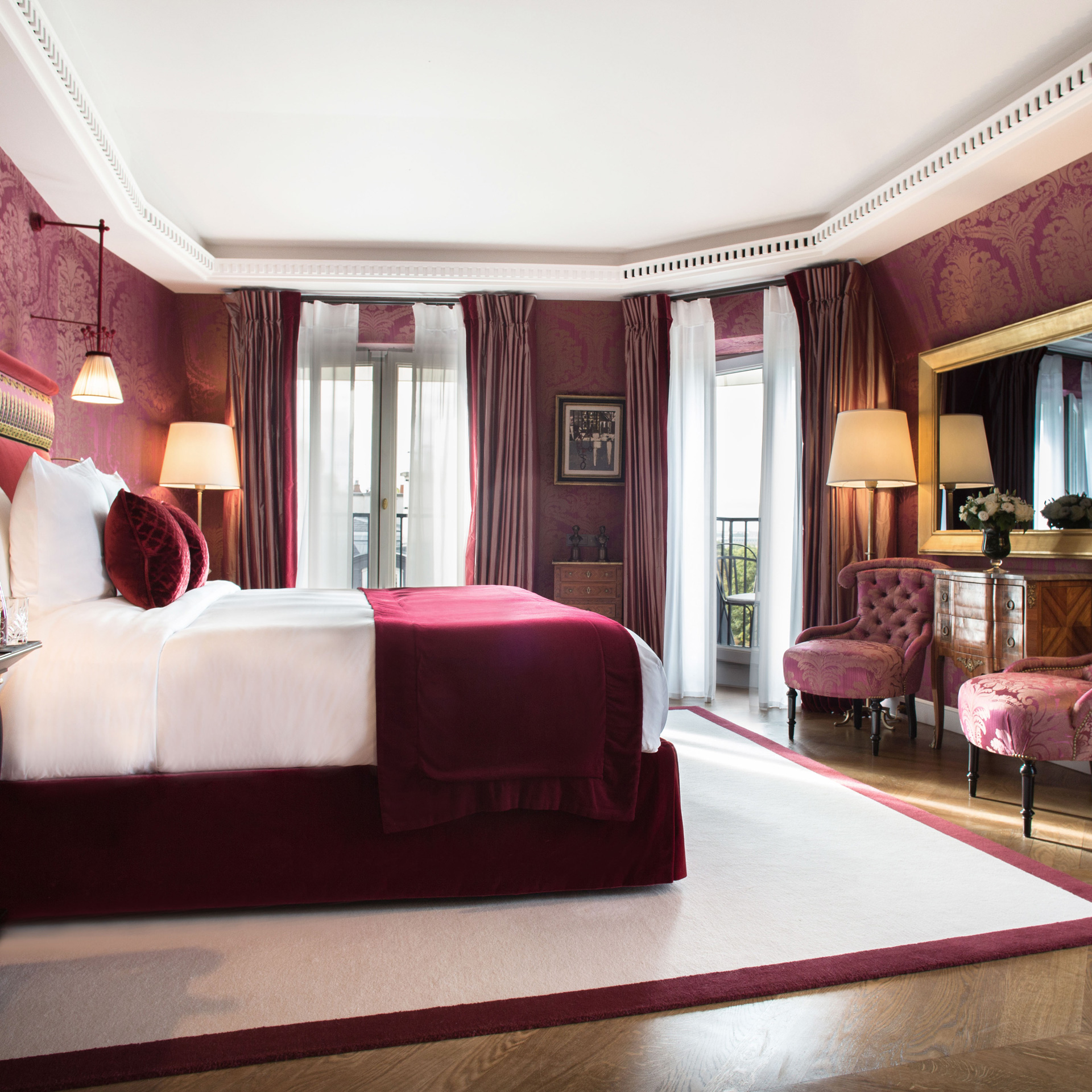 جناح إيفل الإمبراطوري Eiffel Imperial Suite
