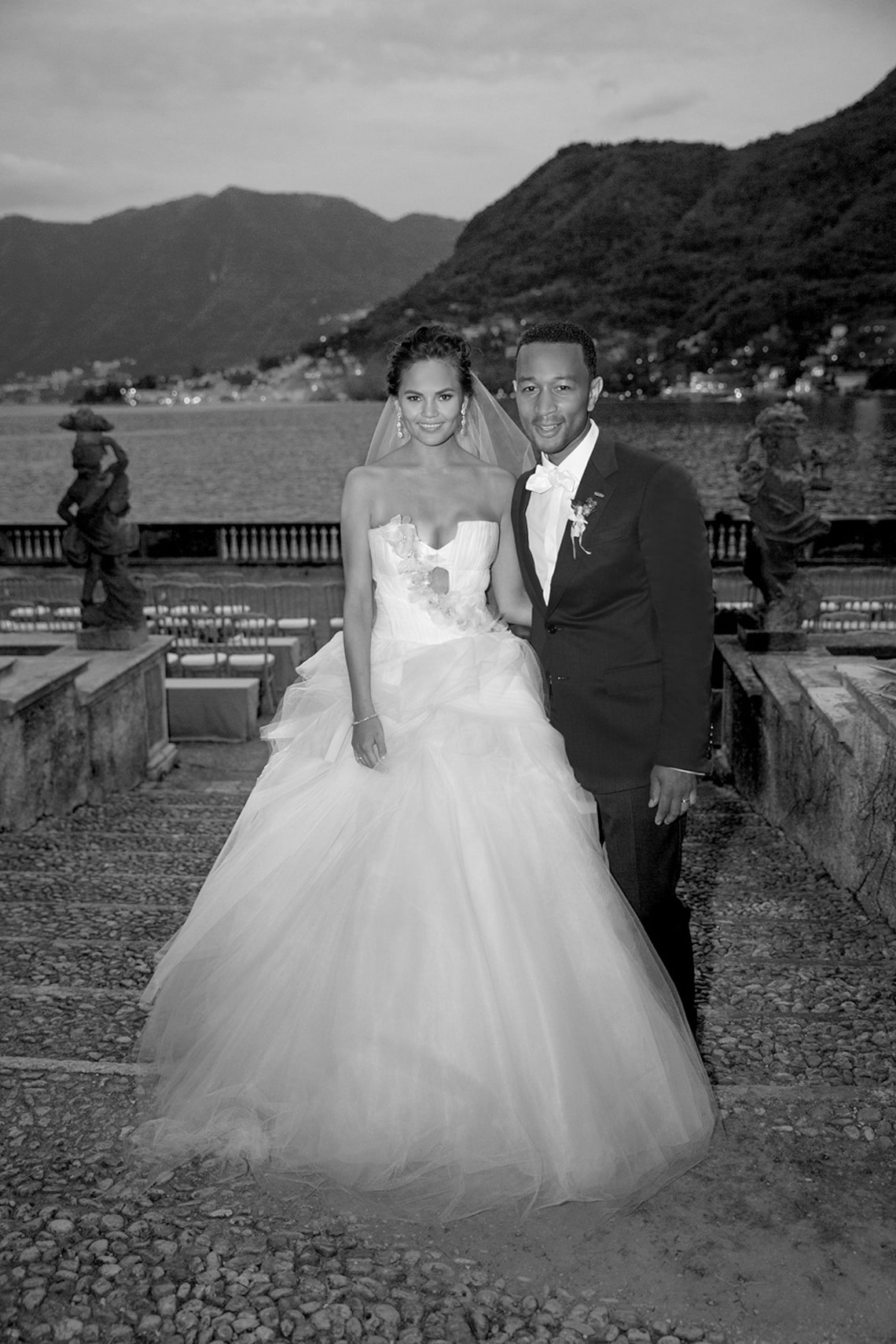 جون ليجند John Legend وكريسي تيغن Chrissy Teigen