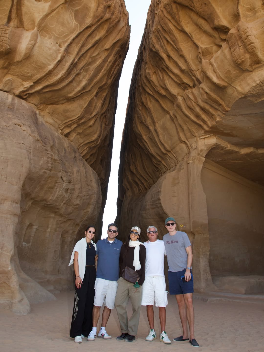 جيسيكا ألبا مع أصدقائها