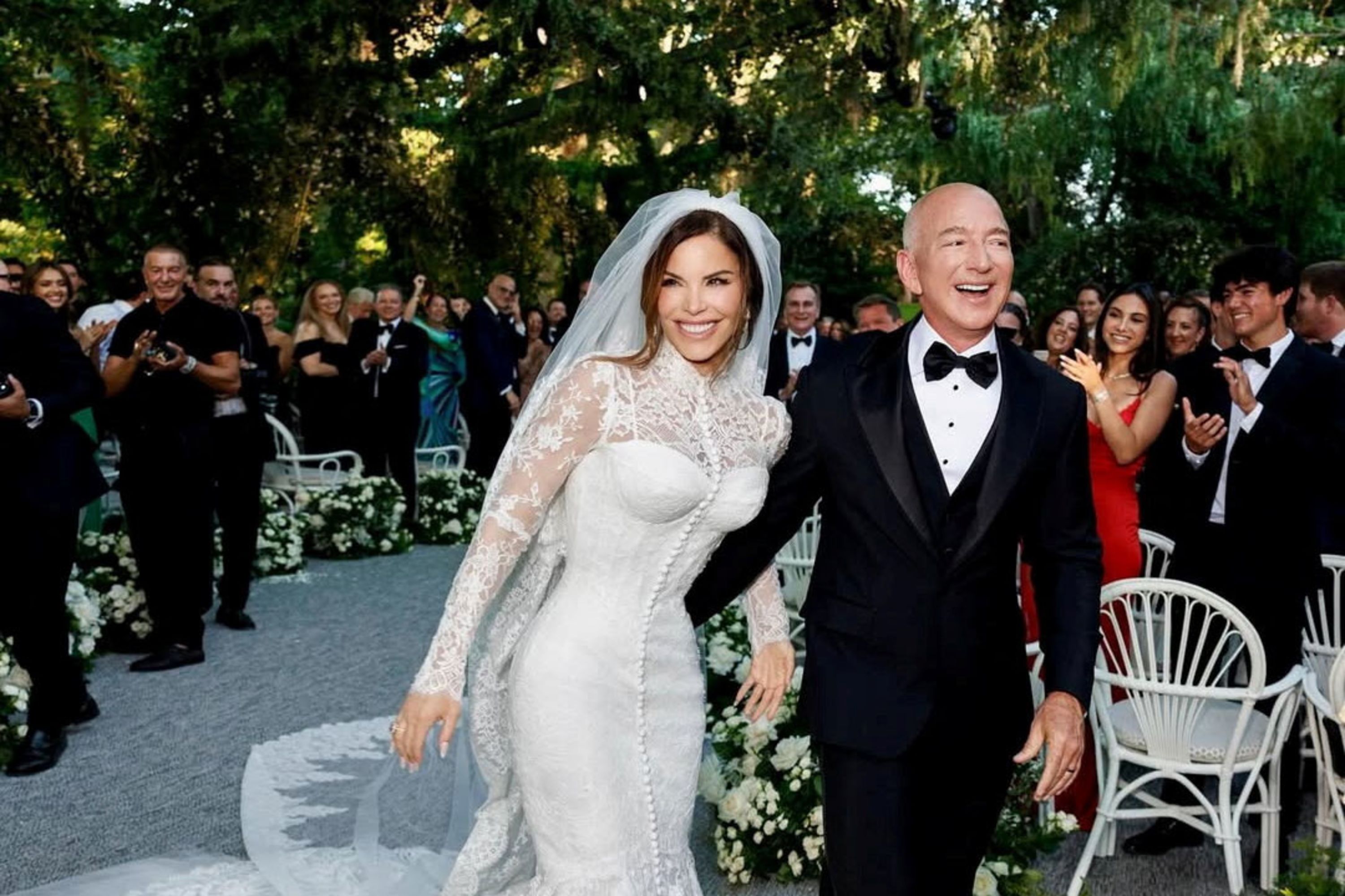 جيف بيزوس Jeff Bezos ولورين سانشيز بيزوس Lauren Sánchez Bezos