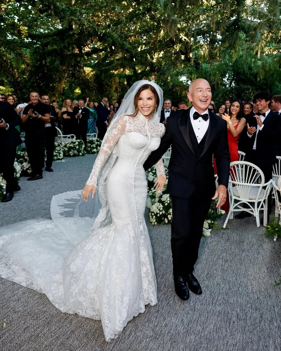جيف بيزوس Jeff Bezos ولورين سانشيز Lauren Sánchez