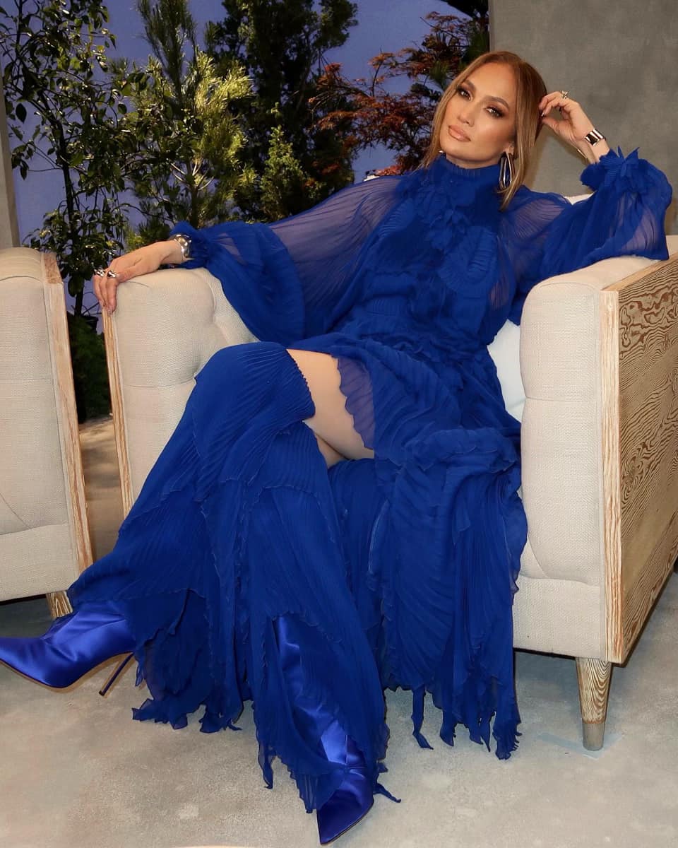 جينيفر لوبيز Jennifer Lopez تحتفل بعيد ميلادها الـ56