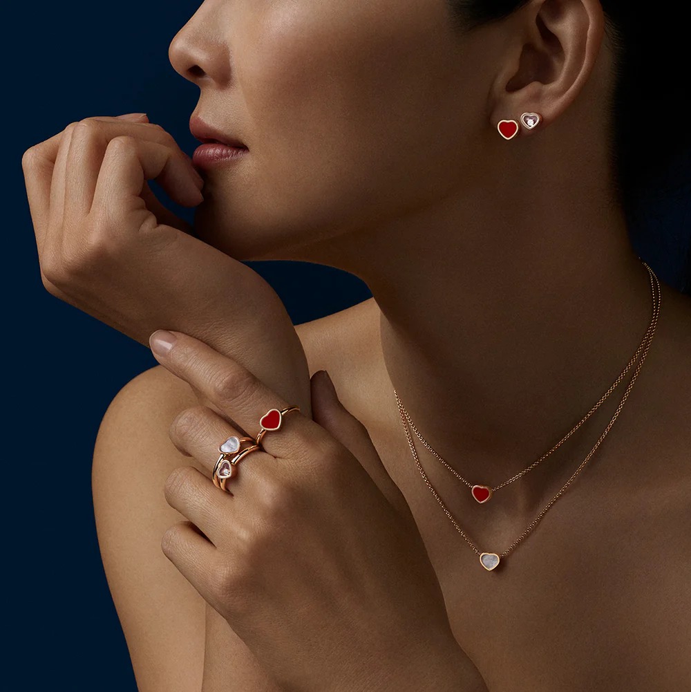 حجر الكارنيليان في مجوهرات Chopard