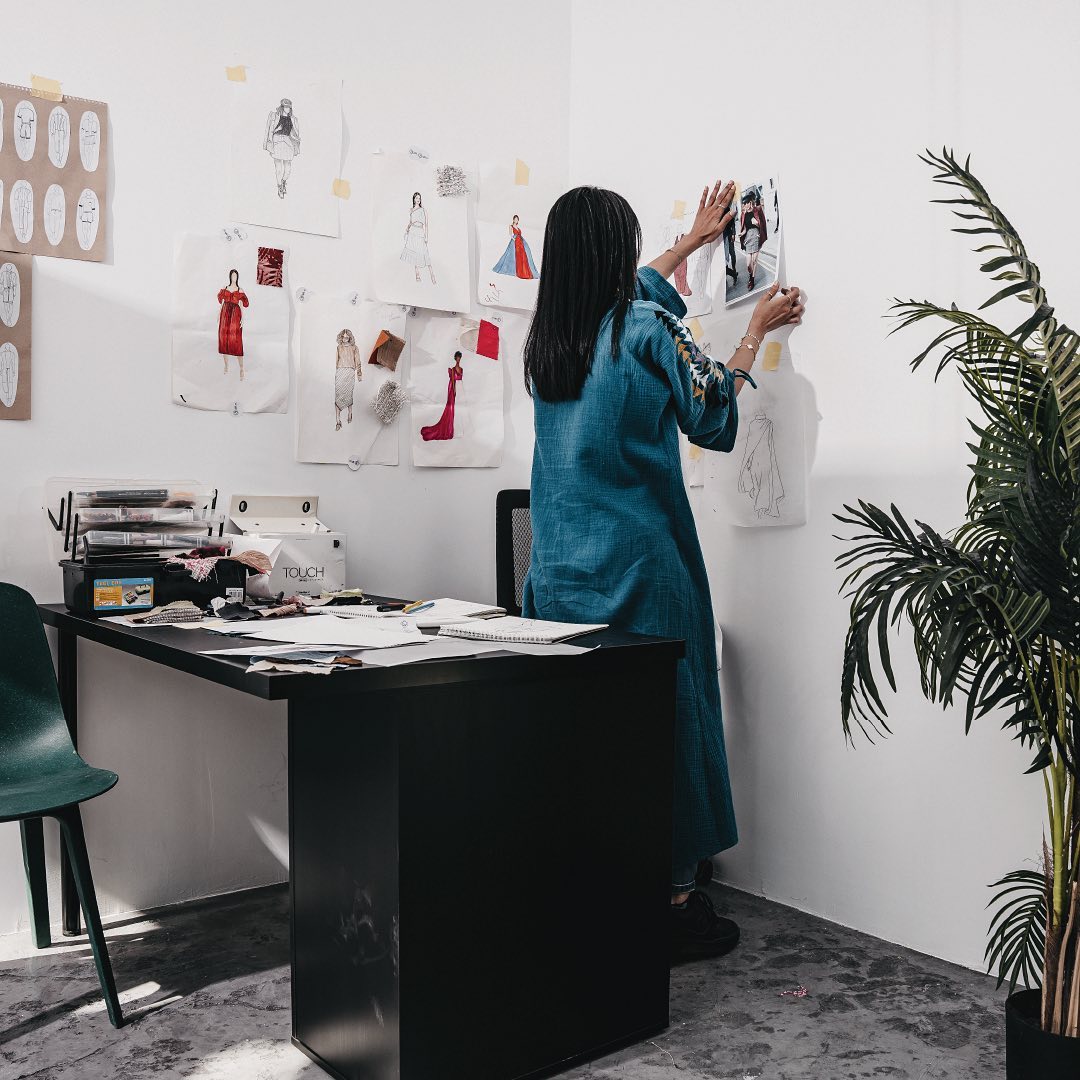 حدث استثنائي يجمع نخبة من الخبراء والرواد بشراكة إعلامية مع مجلة هي