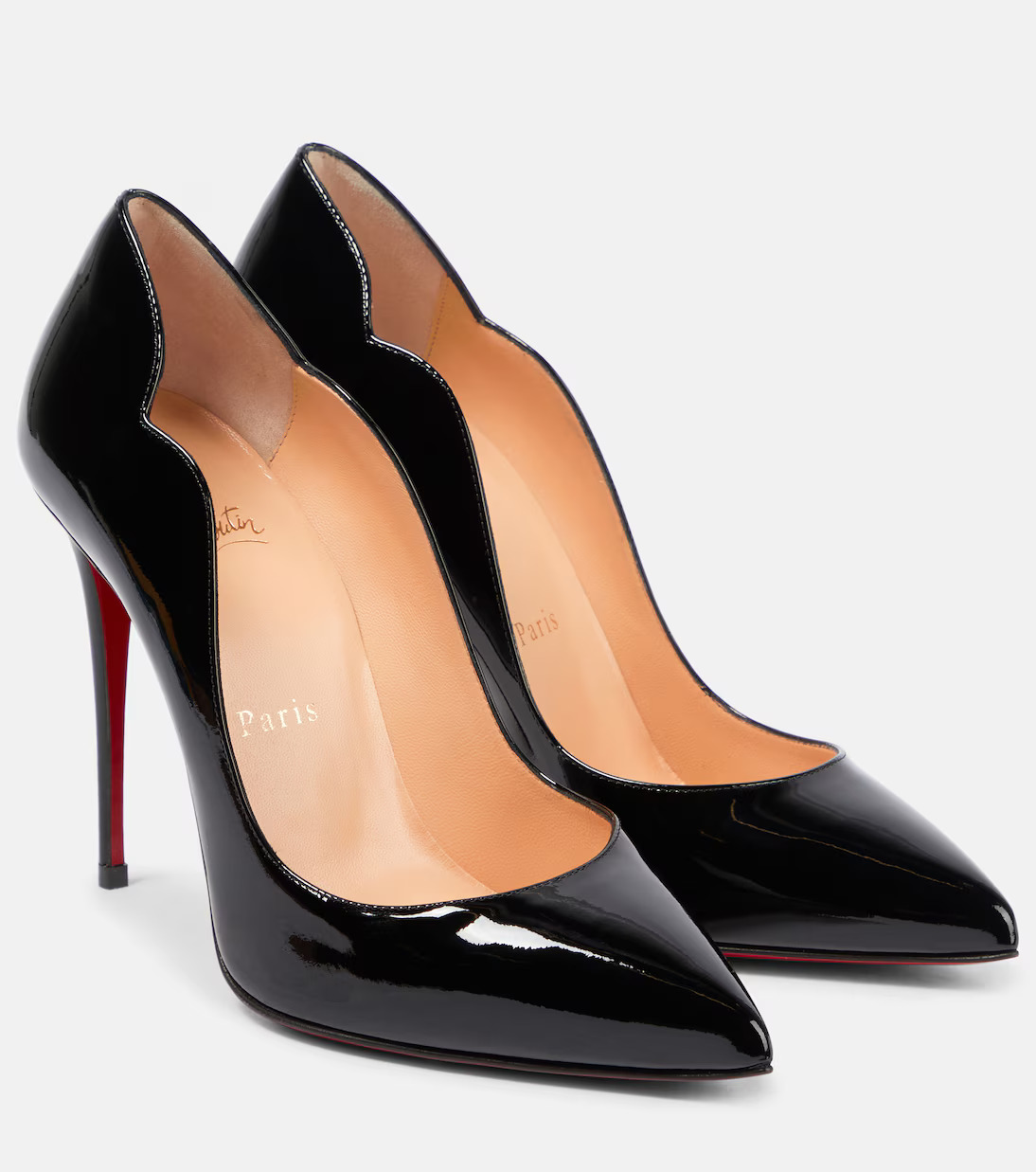 حذاء مدبب من Christian Louboutin