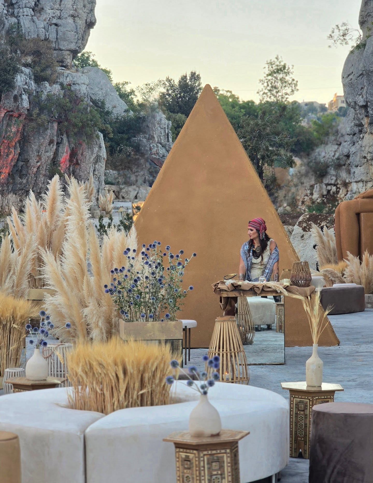 حفل الزفاف بطايع جبلي _ الصورة من LebaneseWeddings@