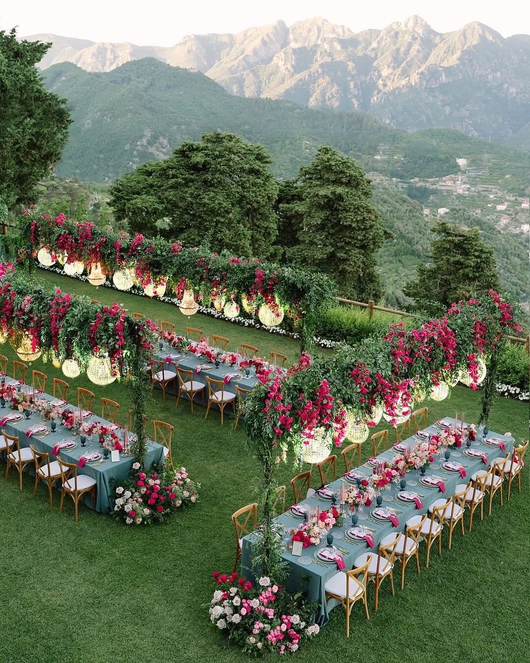 حفل زفاف فينتج من تنظيم 5 Star Weddings