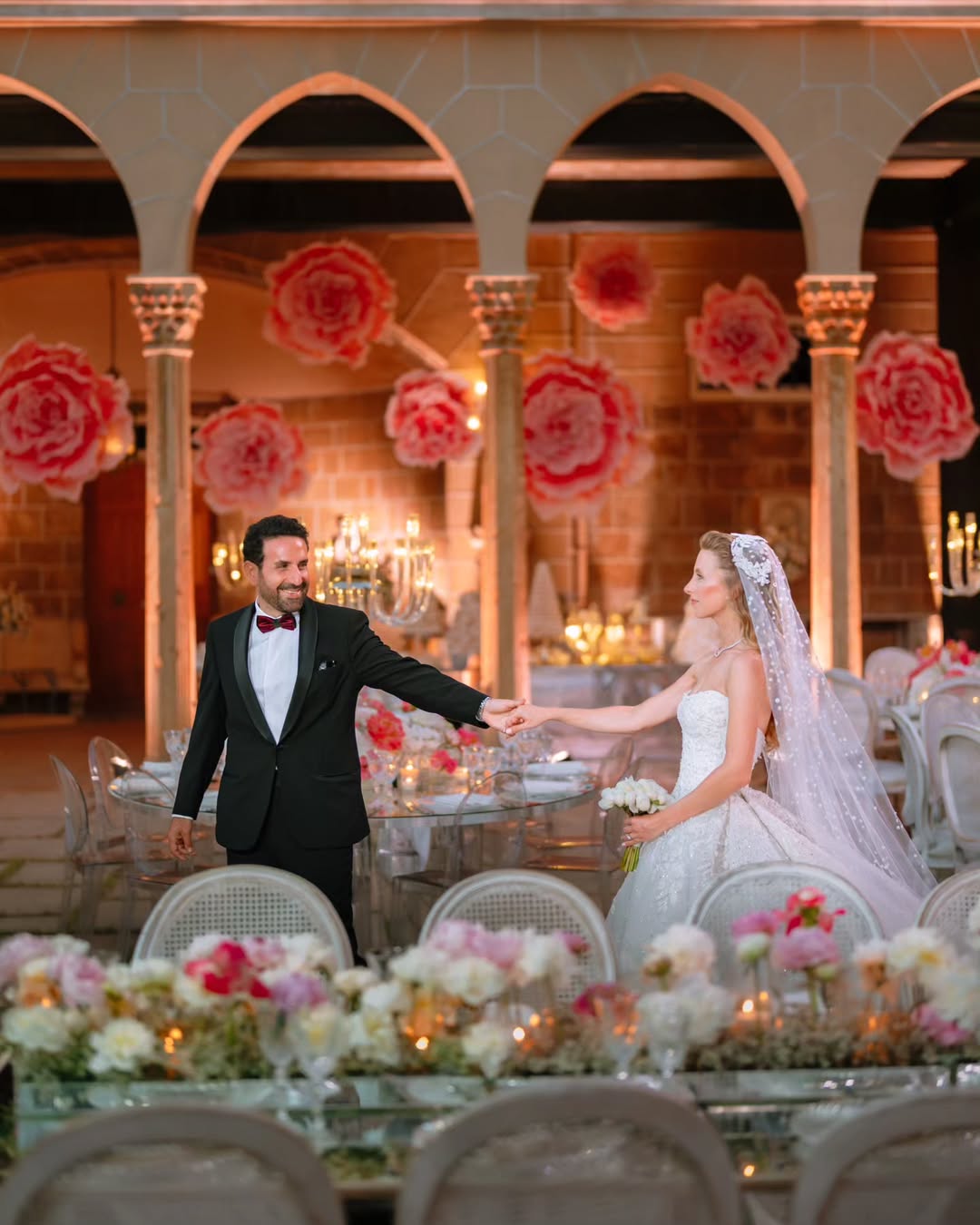 حفل زفاف كلاسيكي - تصوير candid Image