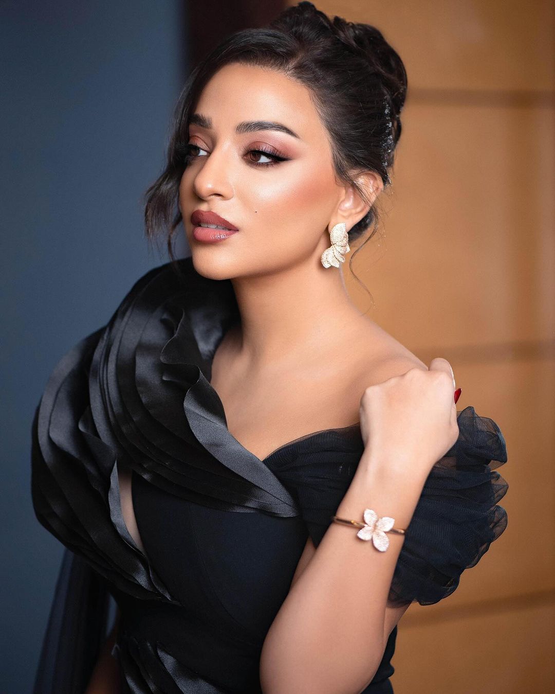 إطلالة خيرية أبو لبن