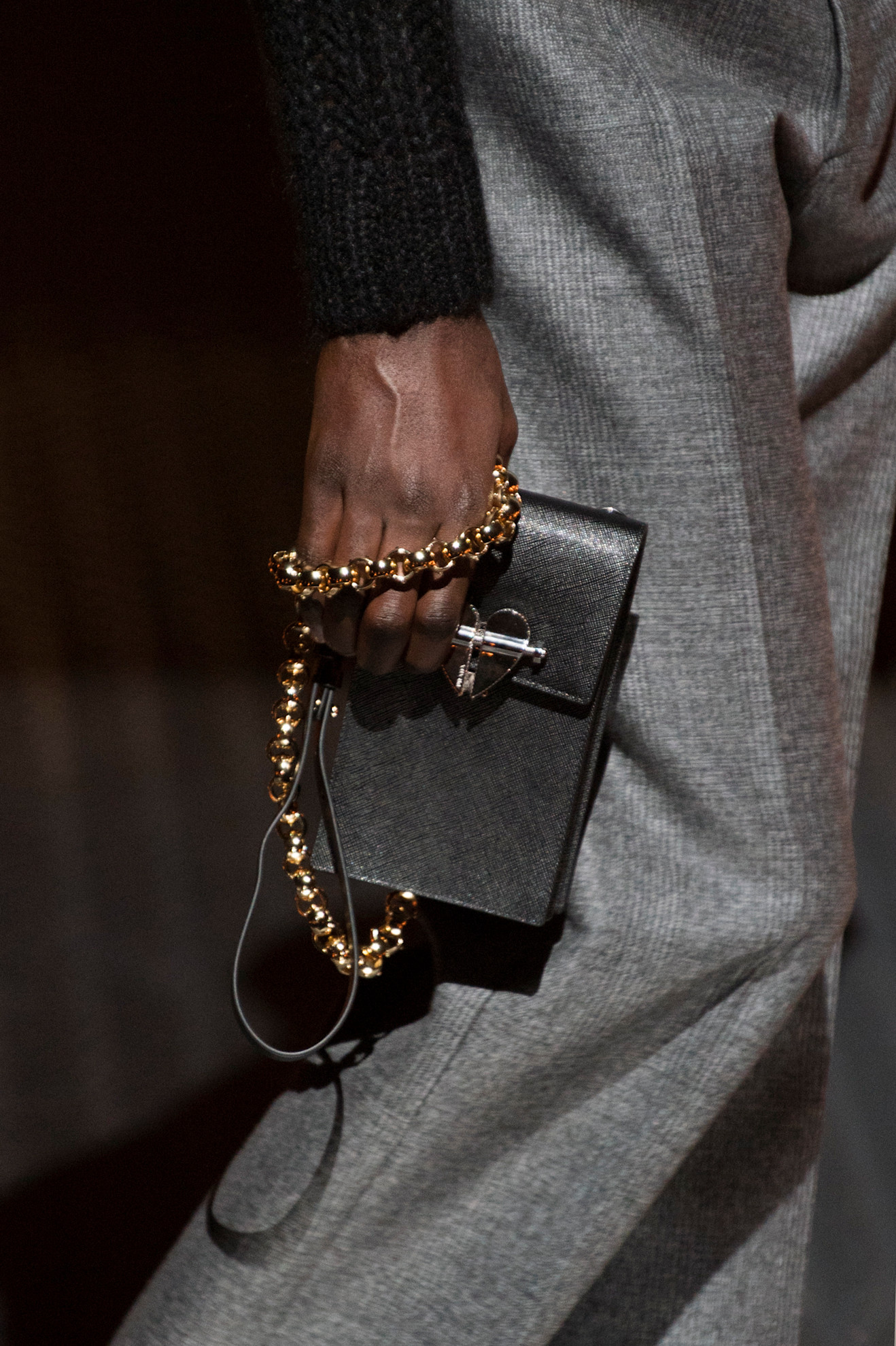 حقيبة جلد صغيرة من Prada