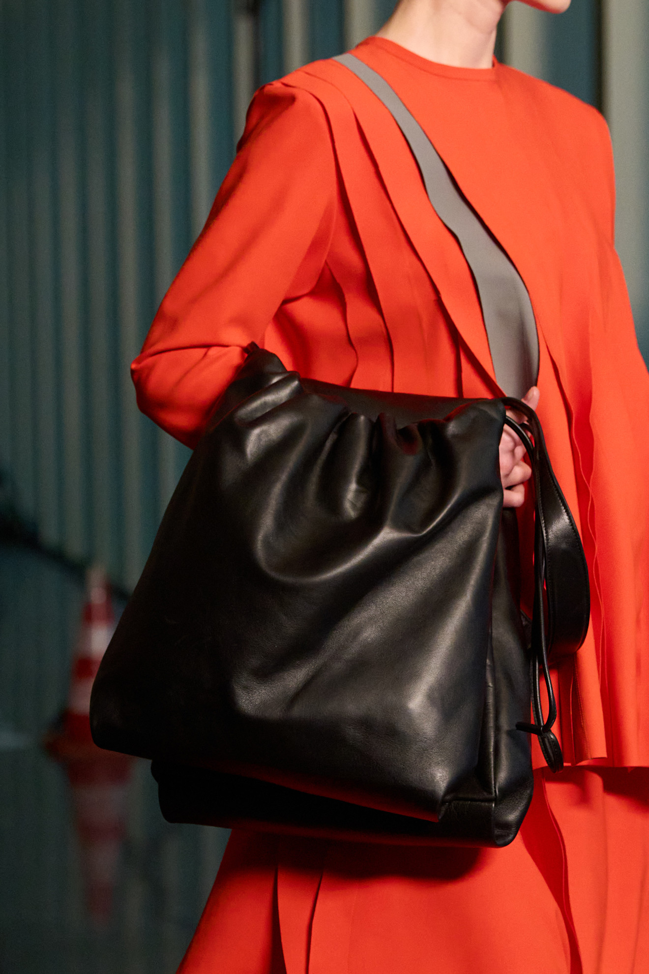 حقيبة عصرية وعملية من Litkovska