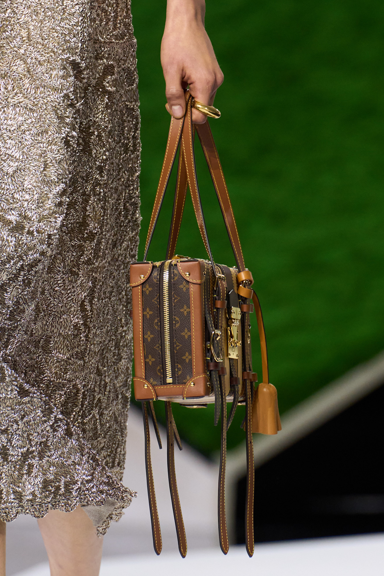 حقيبة منظمة من Louis Vuitton