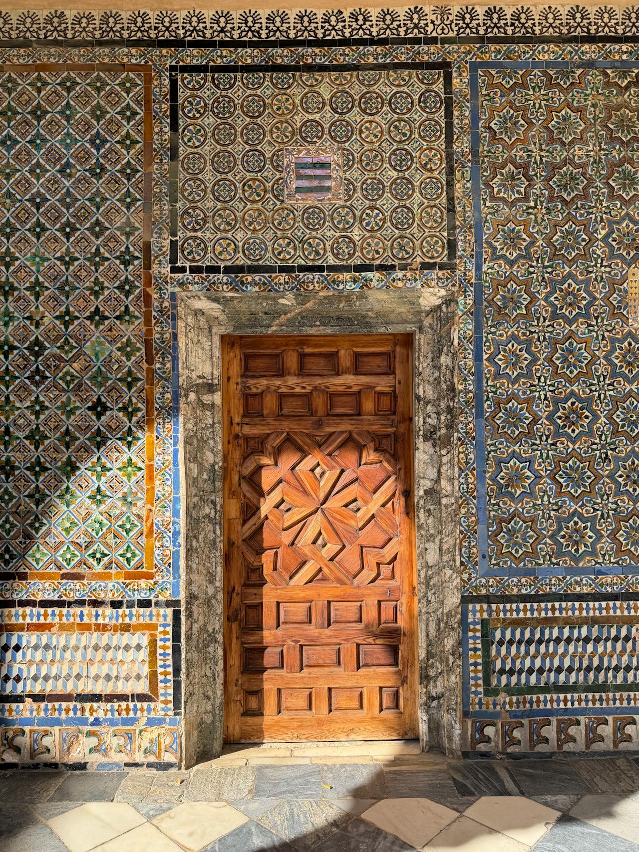 حمام المغربي تراث أمازيغي أصيل للعناية بجمال المرأة