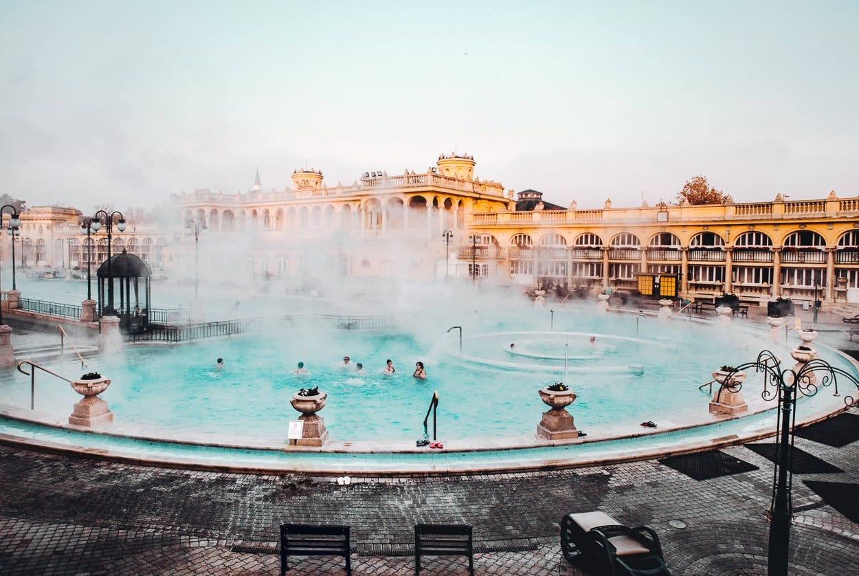 حمامات Szechenyi، Szechenyi Baths، بودابست