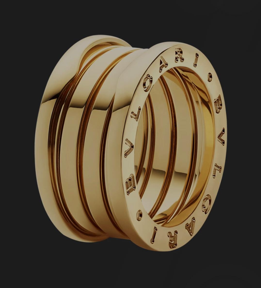 خاتم «بي.زيرو1» بأربع حلقات من الذهب الأصفر عيار 18 قيراطاً من دار بولغري