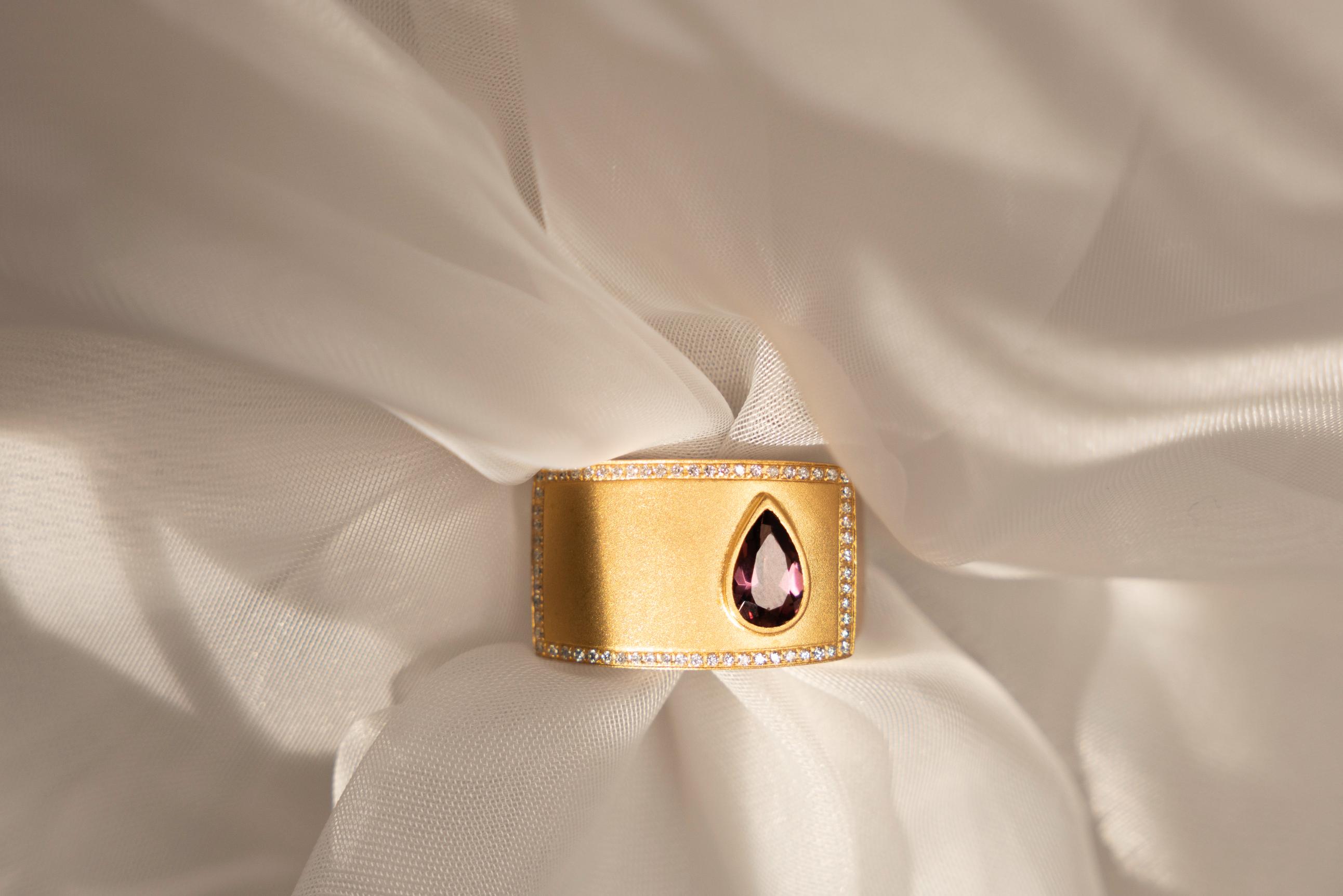 خاتم من مجموعة هالة الشعيل