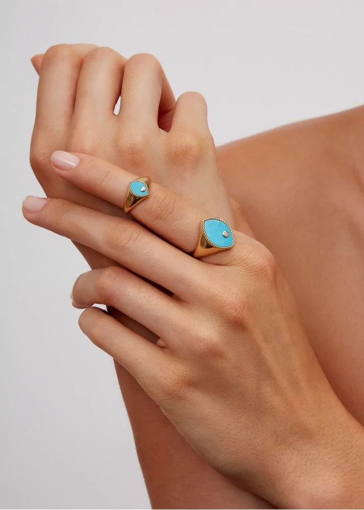 خاتم Baby Chevalière من Yvonne Léon