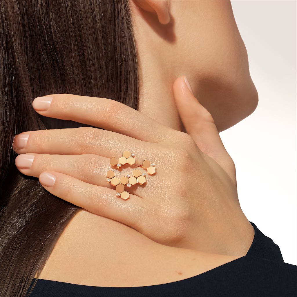 خاتم Bee de Chaumet من Chaumet