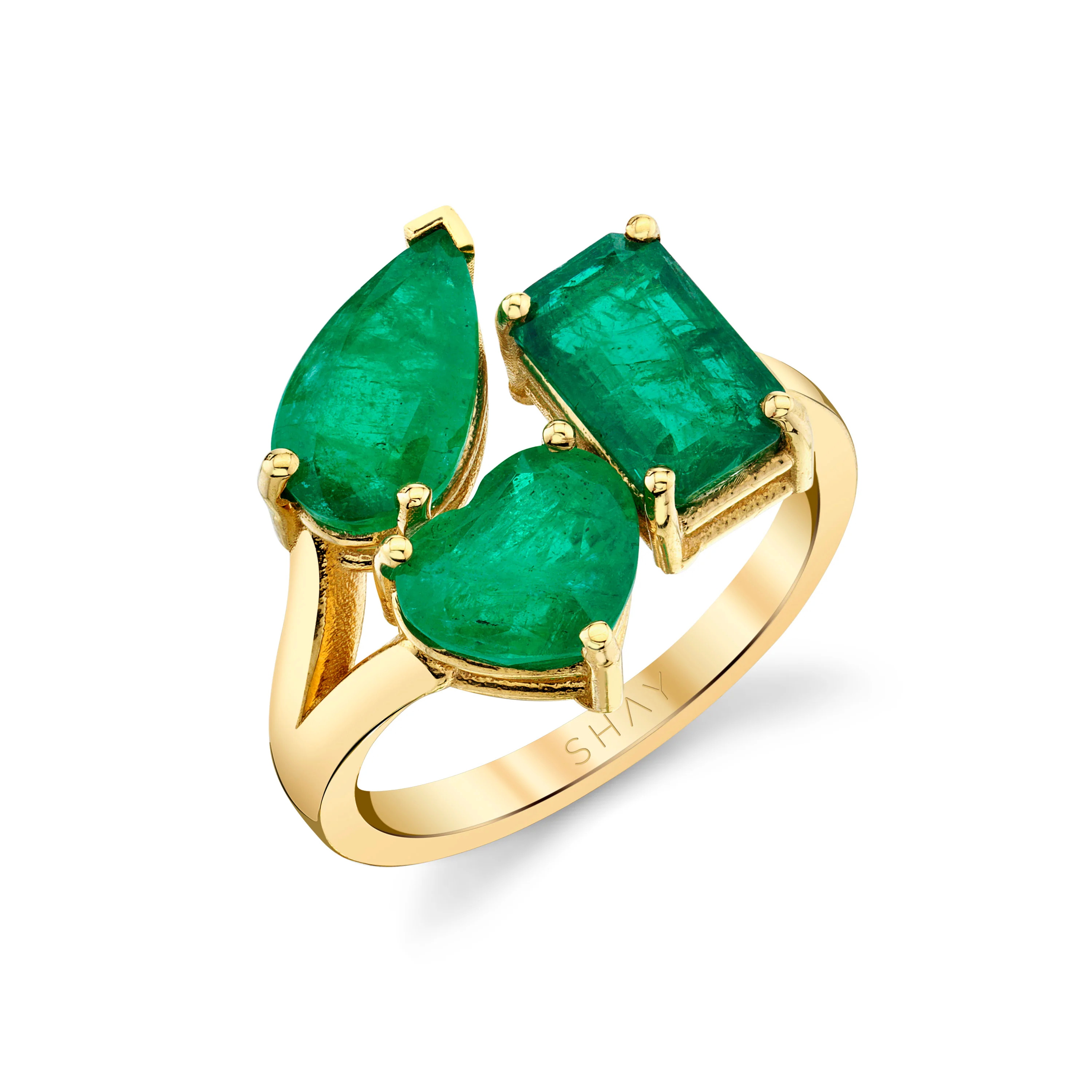 خاتم EMERALD OMBRE TRIPLE GEM من SHAY Jewelry