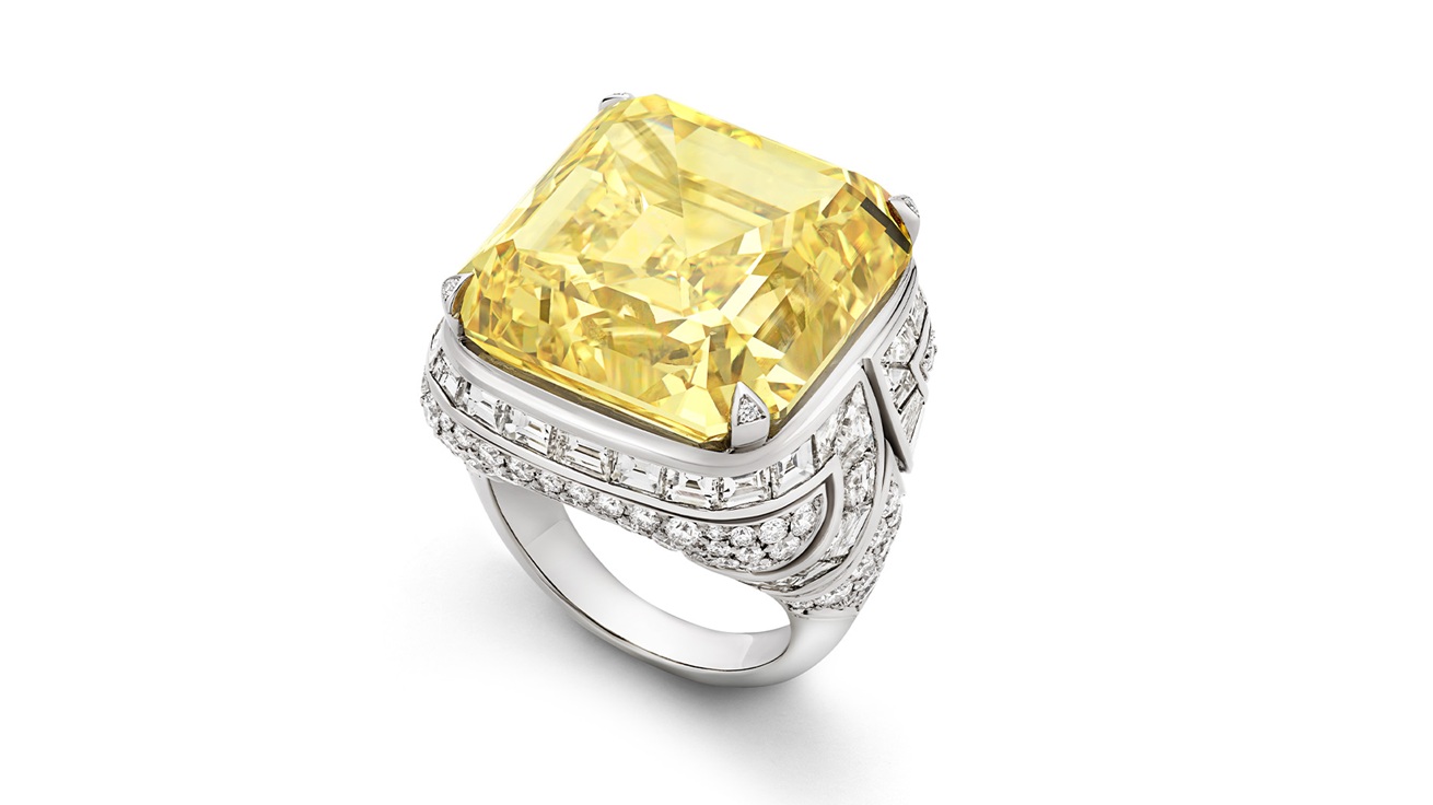 خاتم Essence of Yellow