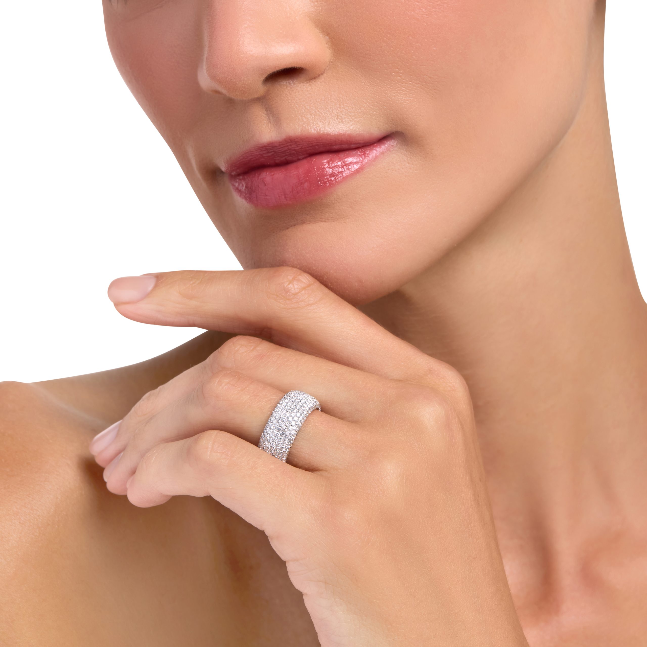 خاتم Micro Pave Diamond من Kahawaty Jewels