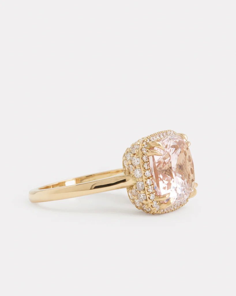 خاتم Morganite Cushion Cut من دار Jamie Wolf Jewelry