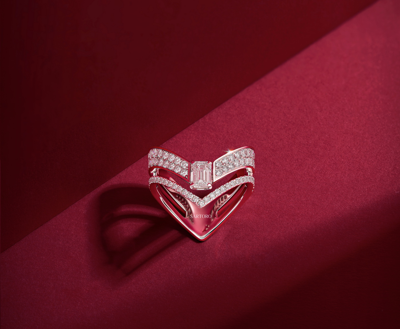 خاتم My Twin Toi & Moi كرمزٍ للثنائية المتكاملة.