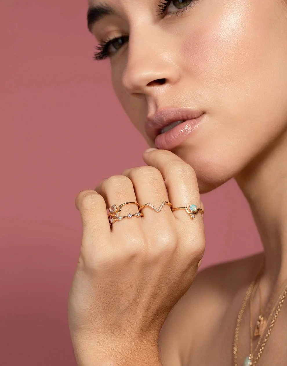 خاتم Opal Nestled من  Wwake