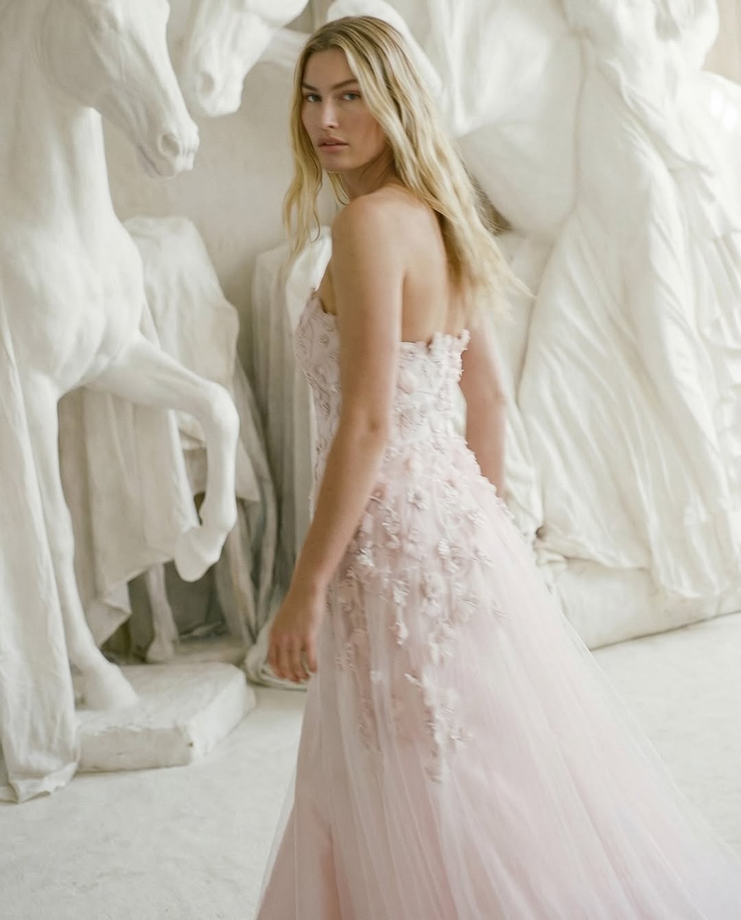 خديجة السنيدي IKH Fashion
