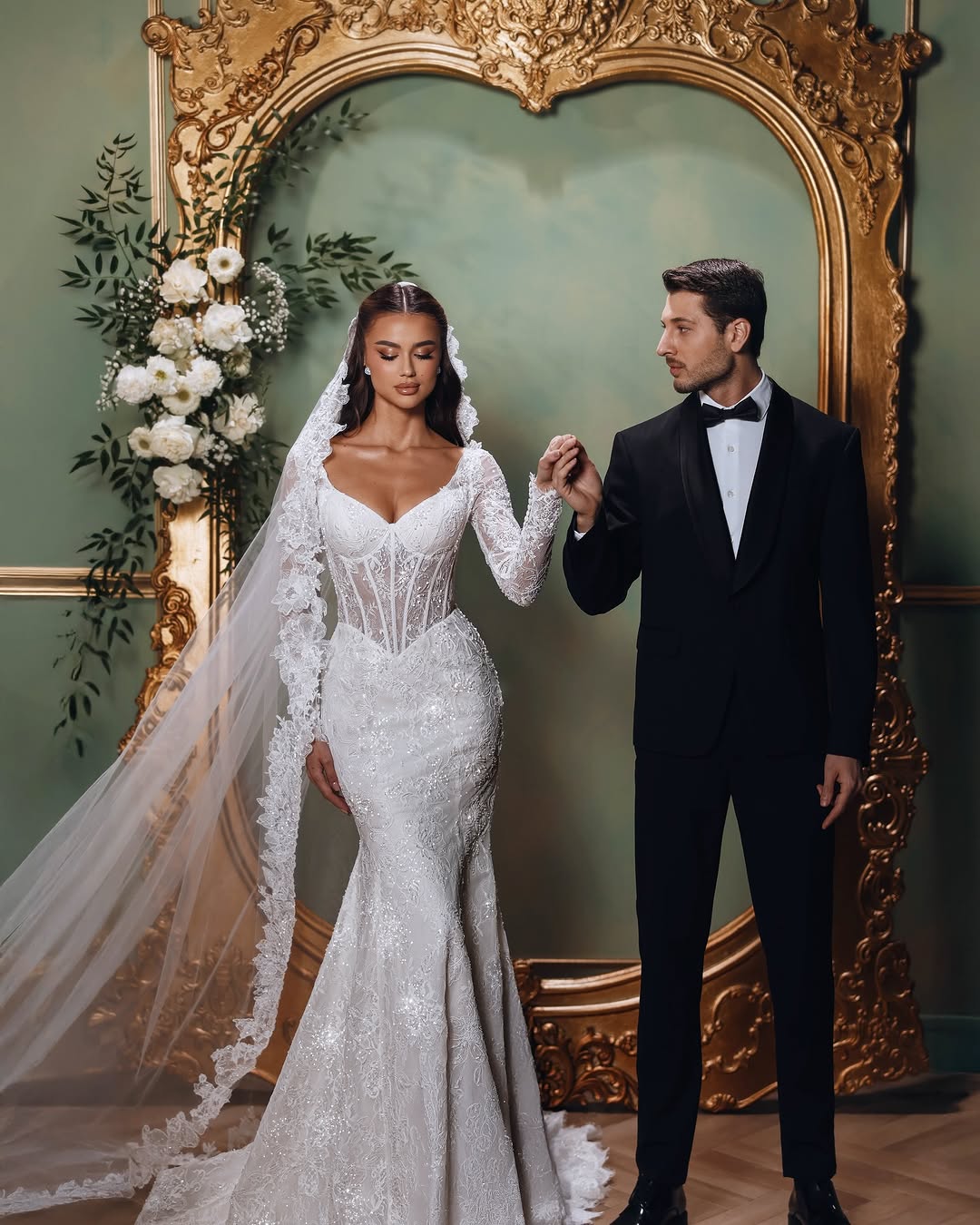 خصر الباسك الناعم في عروض Danida Bridal لربيع 2026
