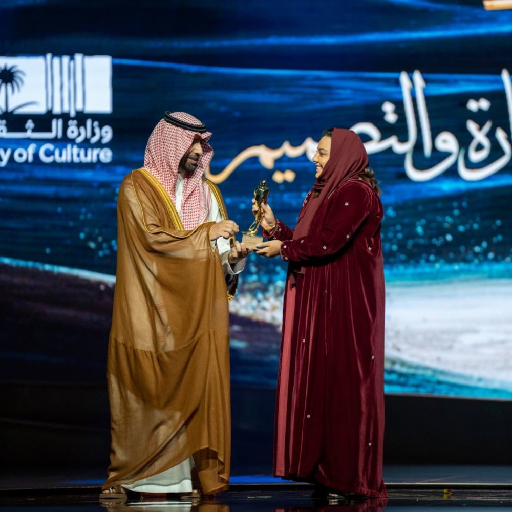 خلود عطار الفائزة بجائزة فنون العمارة والتصميم في الدورة الثالثة