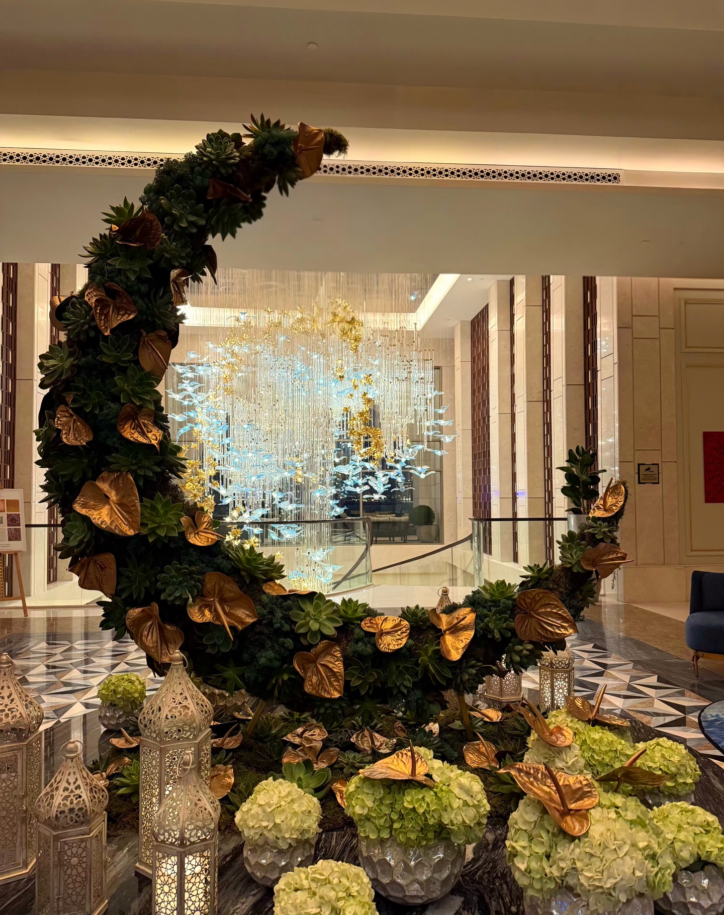 خيمة نجوم رمضان من سانت ريجيس جزيرة مرسى عربية وأجواء رمضان الدافئة