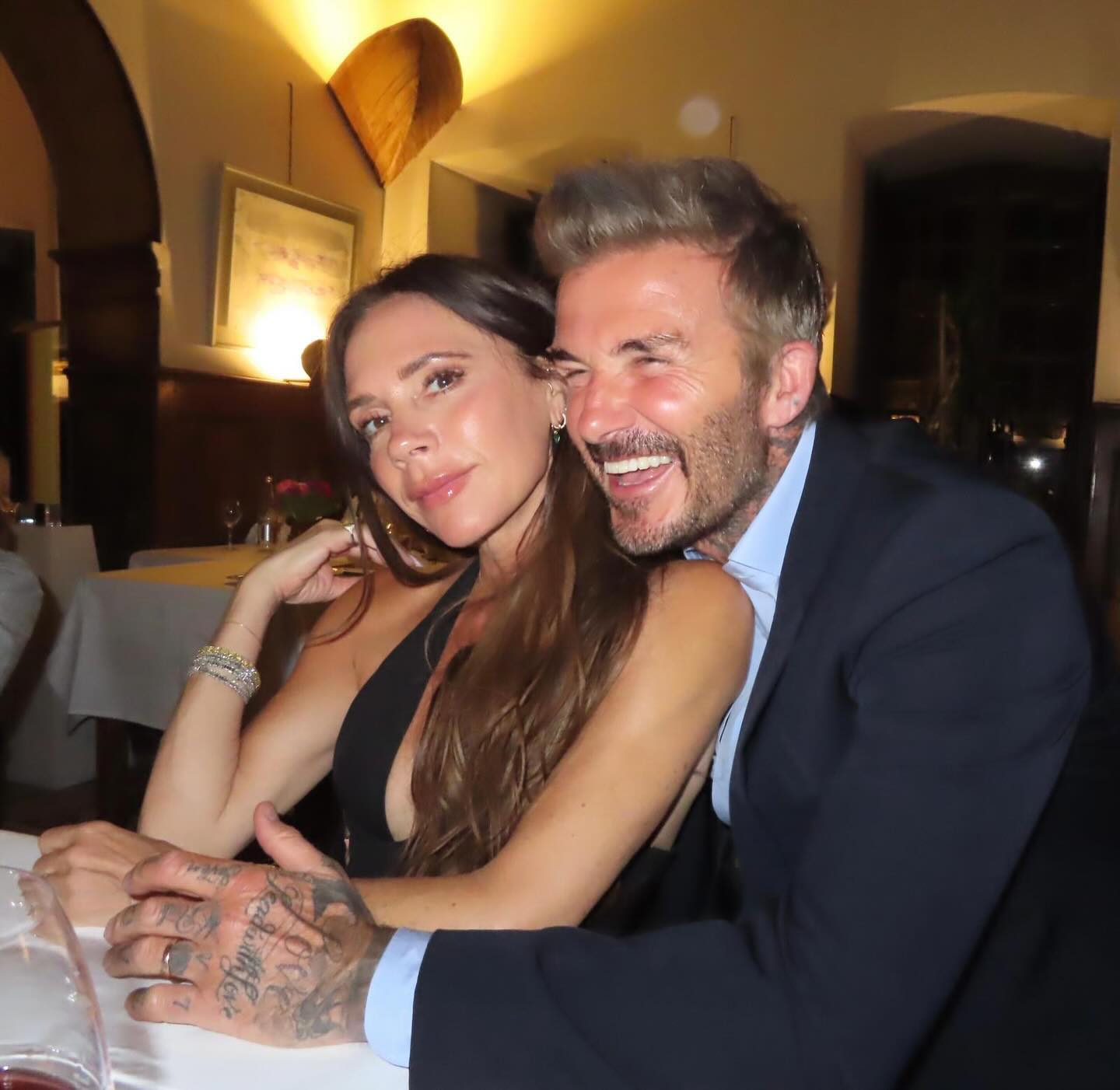 دايفيد بيكهام وفيكتوريا بيكهام Victoria Beckham قصة عشق لا ينتهي