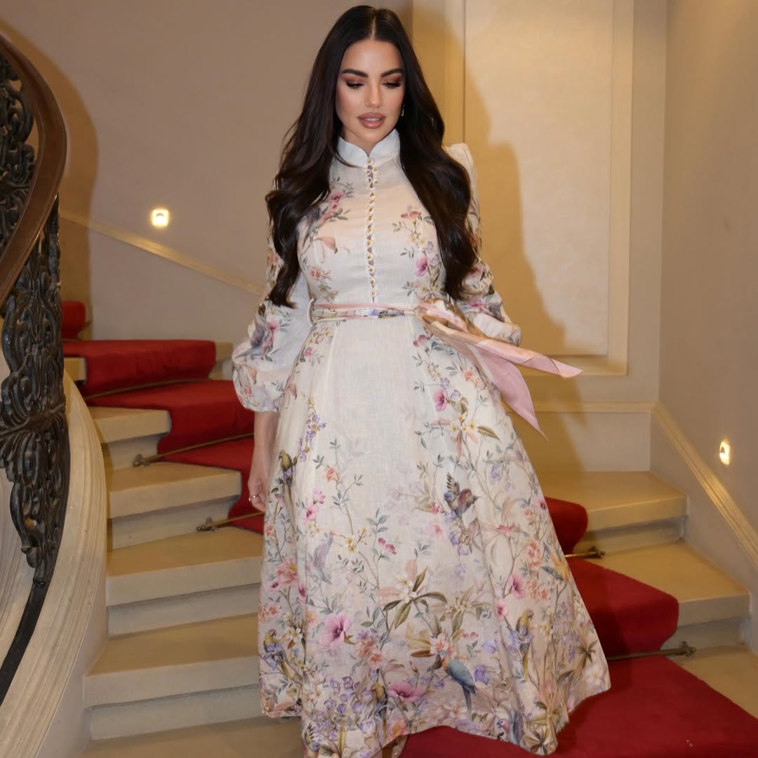 درة بستايل فستان كلاسيكي ميدي باللون الأبيض