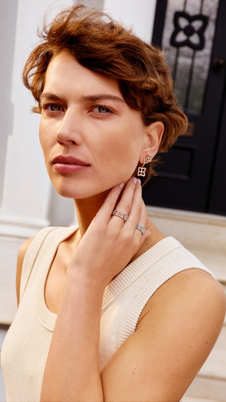 دي بيرز تعيد إطلاق «لوتس» بحملة عالمية من لندن