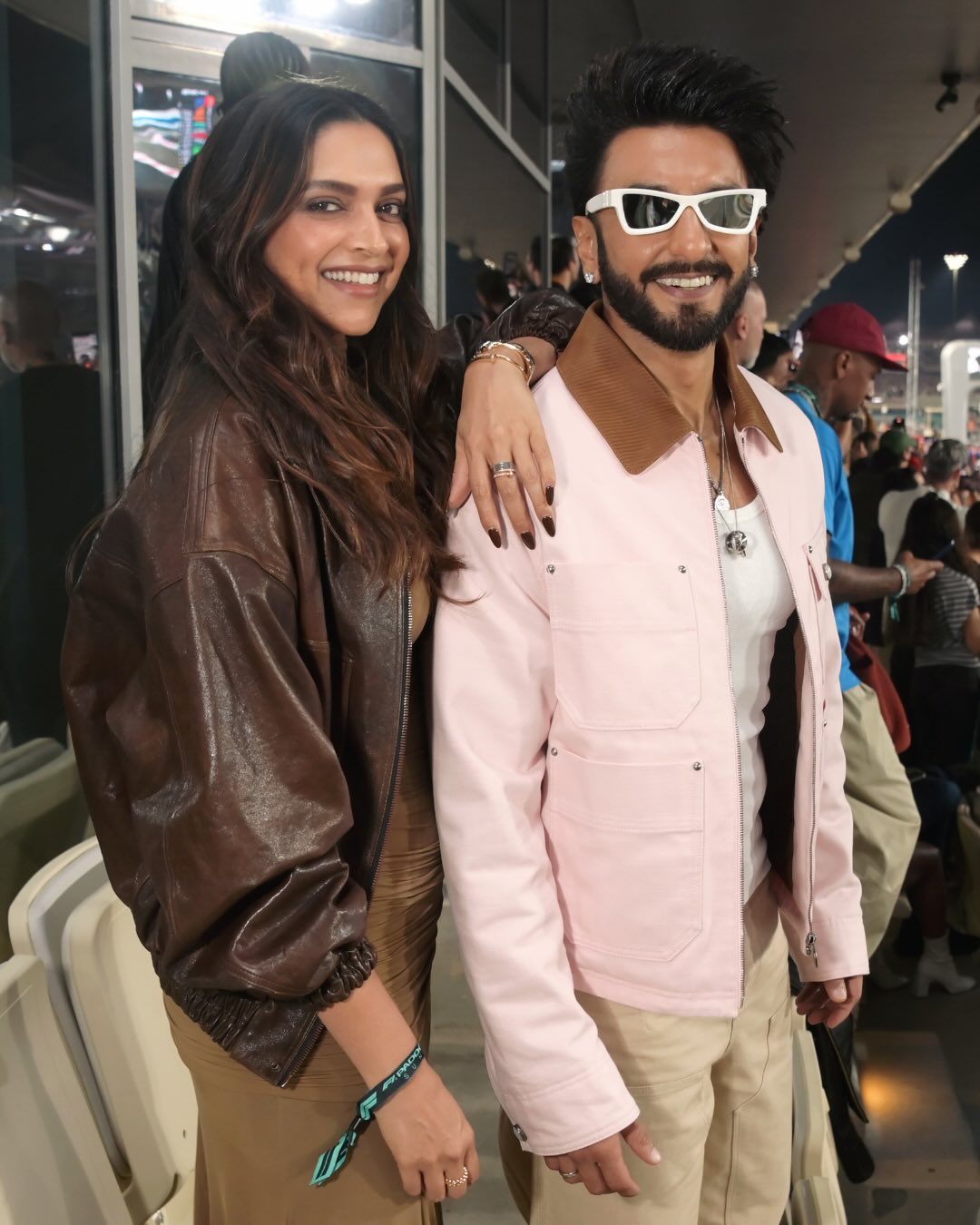  ديبيكا بادوكون وزوجها رانفير سينغ