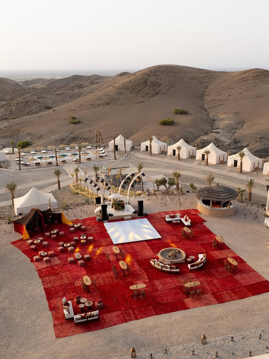 ديكور زفاف في الصحراء التونسية