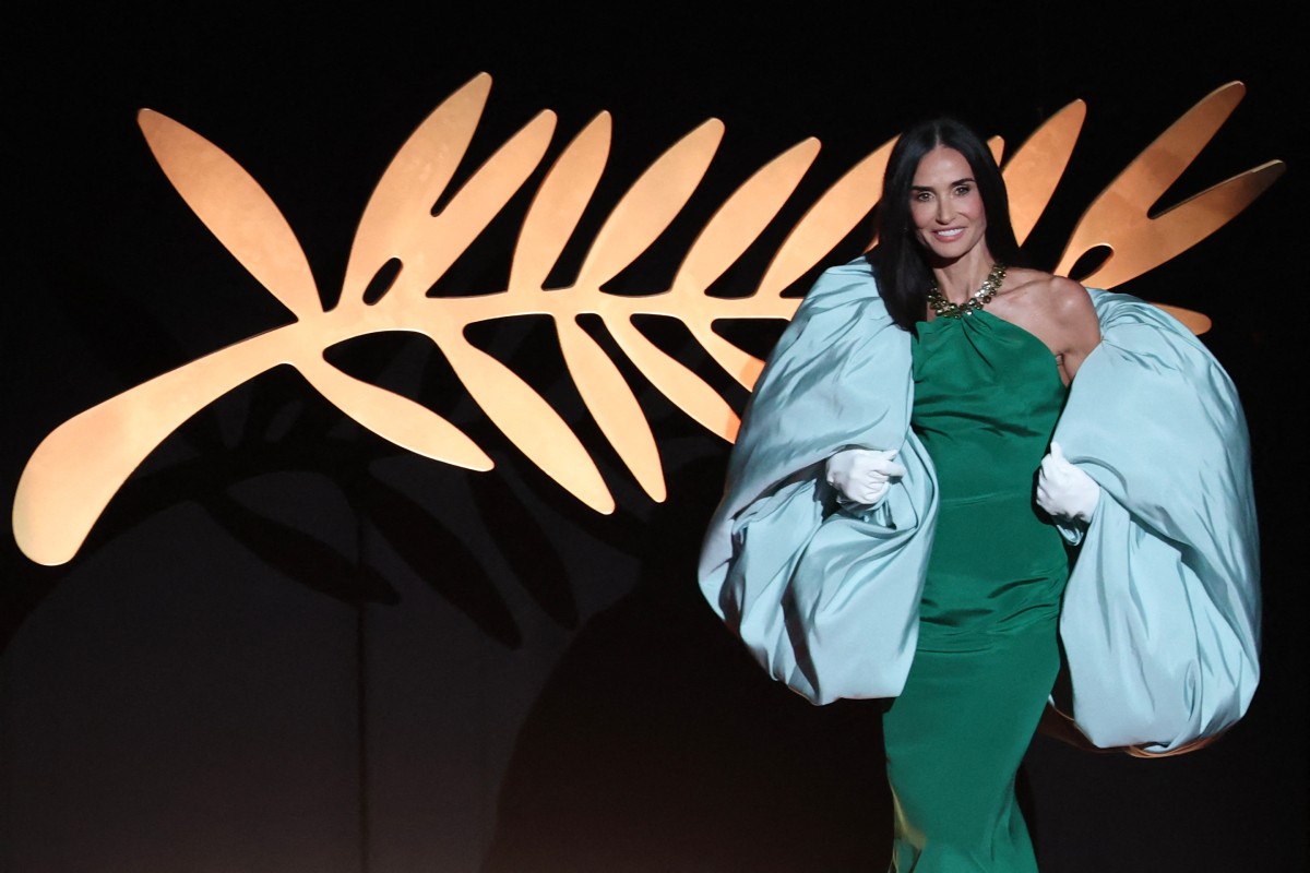ديمي مور Demi Moore بتصاميم مجوهرات فاخرة من دار شوبارد Chopard  