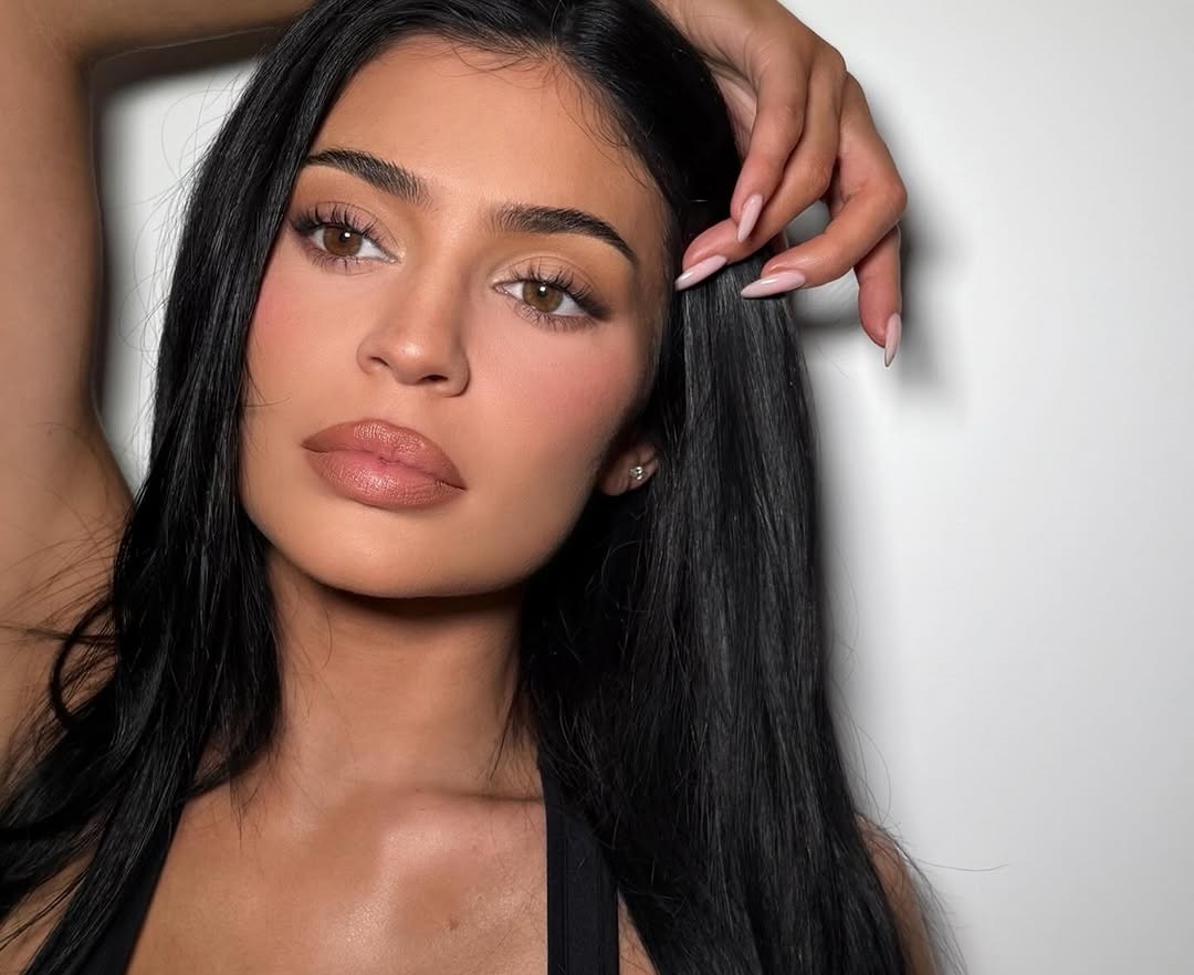 رئيسية - صورة من حساب كايلي جينر على انستغرام